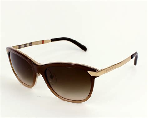 lunette de soleil femme burberry solde|Lunettes de soleil Burberry pour femme .